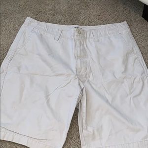 Khaki men shorts